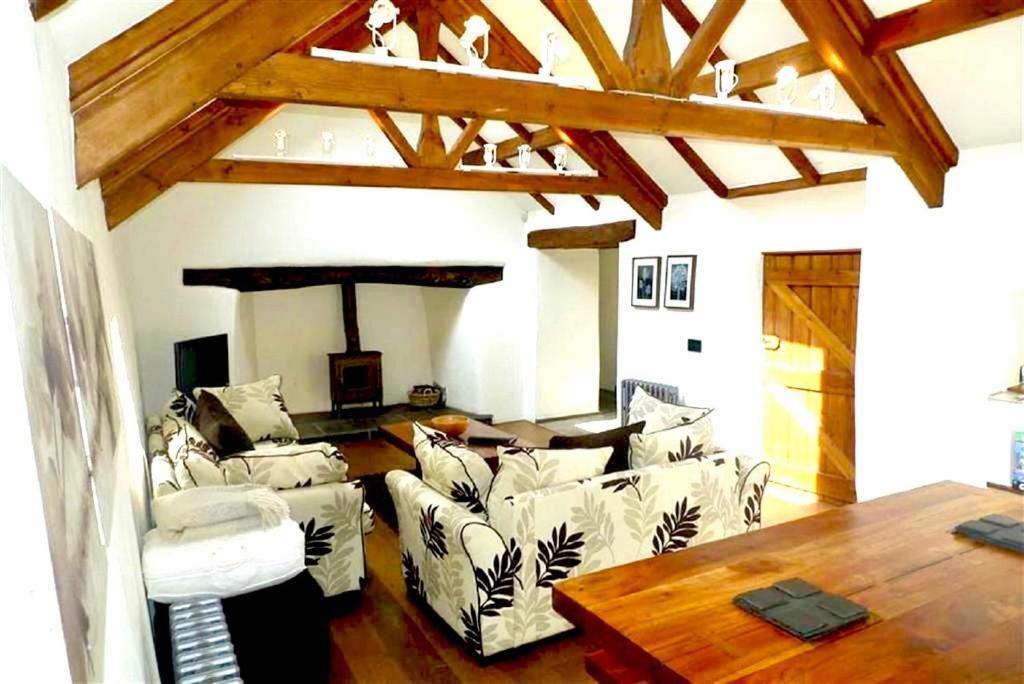 Beautiful Ancient Stone Cottage, Local Walks & Pub! Conwy Exterior foto